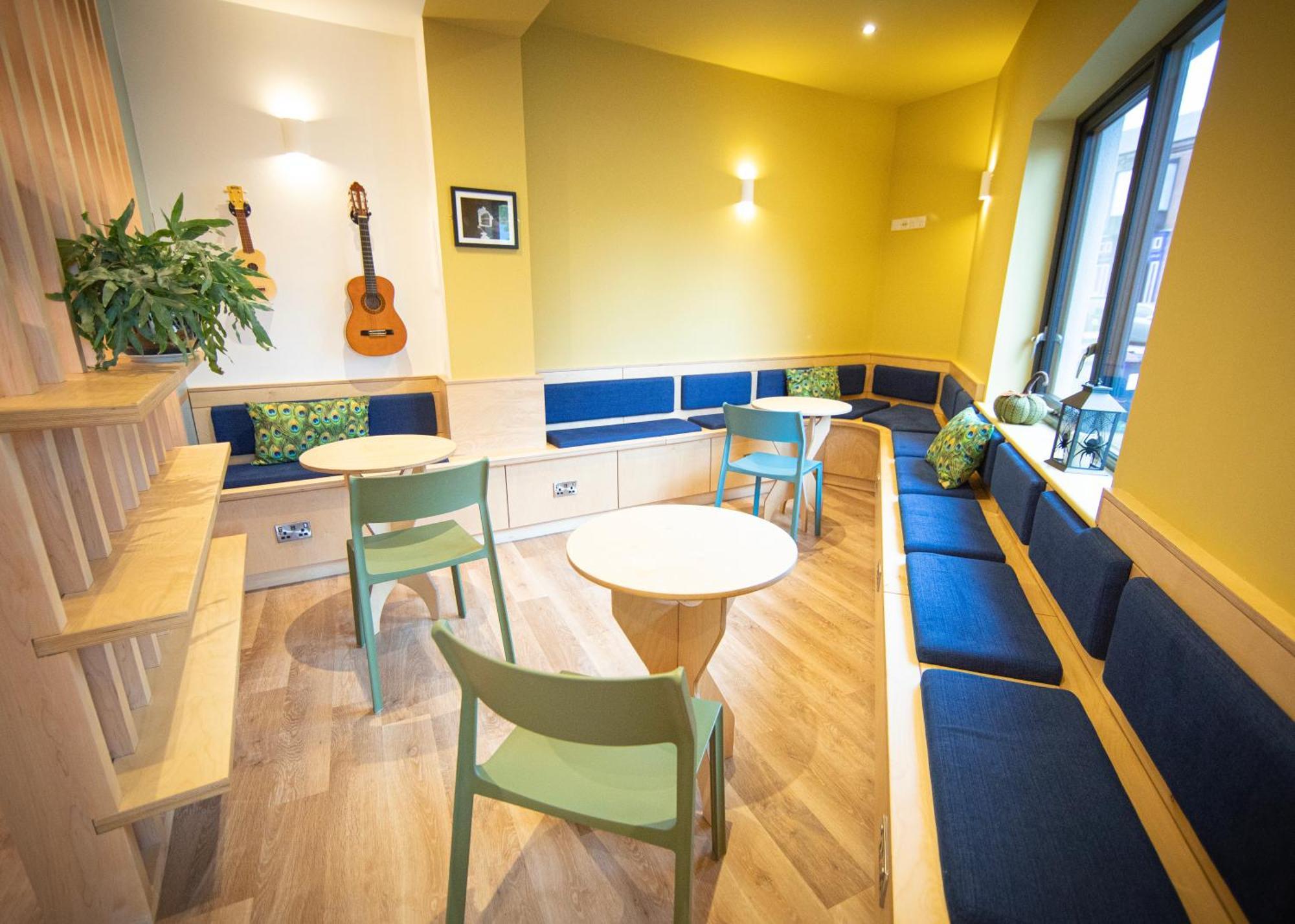 בלינה Heyday Hostel Ballina מראה חיצוני תמונה